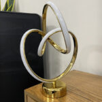 آباژور رومیزی ام کی ای لایتینگ مدل مدرن کد Ar-h30